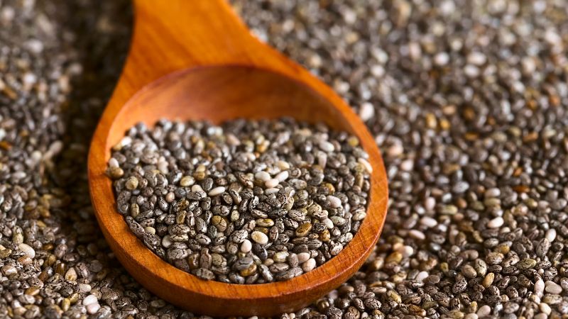 7 Benefits of Chia Seeds for Glowing Skin