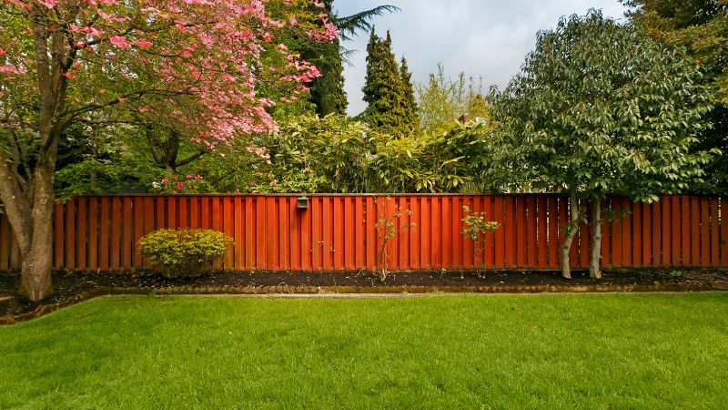 7 Fence Decorating Ideas To Spruce Up Your Yard